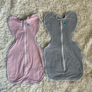 Love to Dream Bundle of Two Swaddles, Both Small, PINK GREY Excellent condition